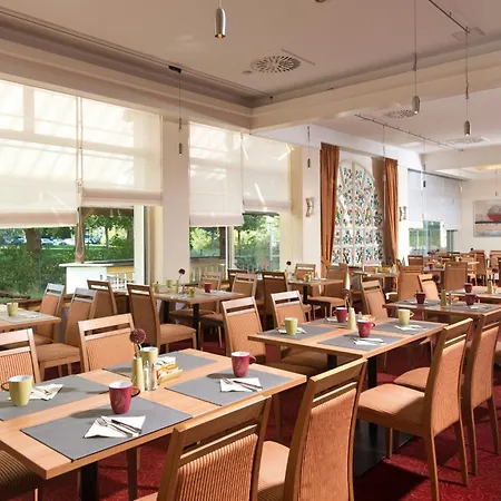 Leonardo Hotel Karlsruhe-2