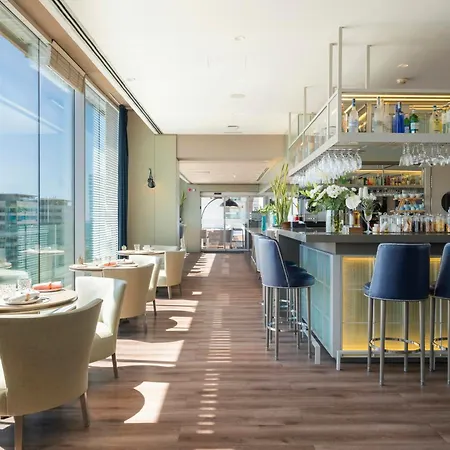 AC Hotel Barcelona Fórum by Marriott-3