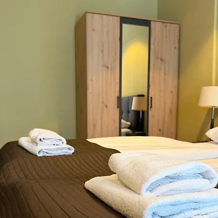 Hotel M68-3