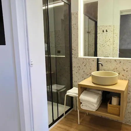 Amoroma Suite-3