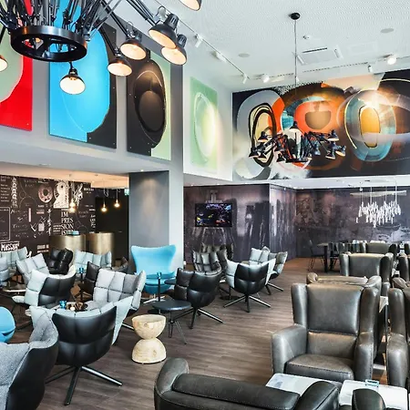 Motel One Basel-3