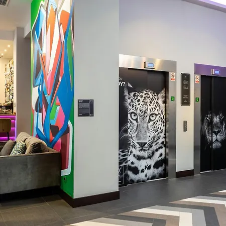 Nyx Hotel Bilbao By Leonardo Hotels-3