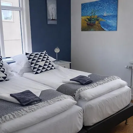 Refurinn Reykjavik Guesthouse-2