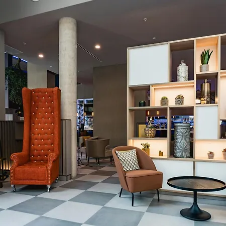 Leonardo Royal Hotel Barcelona Fira-2