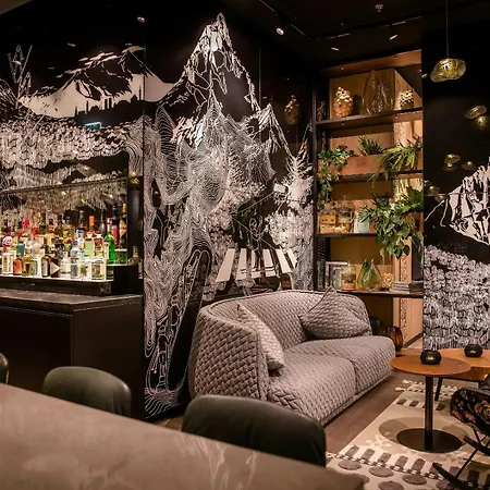 Motel One Innsbruck-3