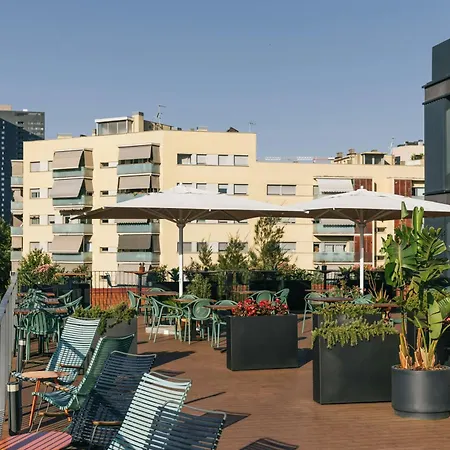 The Social Hub Barcelona Poblenou Extended Stay-3