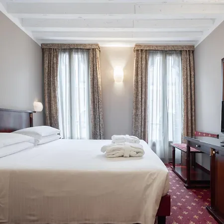 Albergo Cavalletto & Doge Orseolo-3