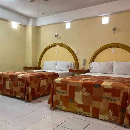 Hotel Central-2