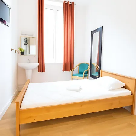 Hotel Le Paris Brest-3