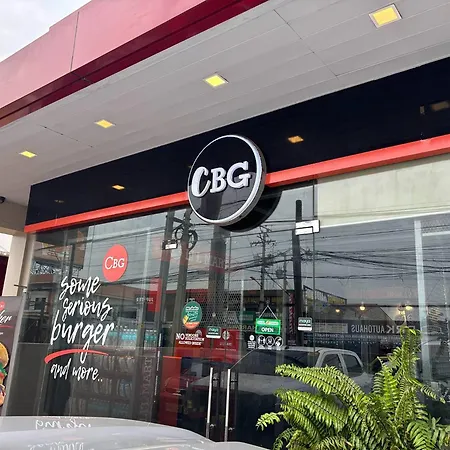 Red Planet Davao-3