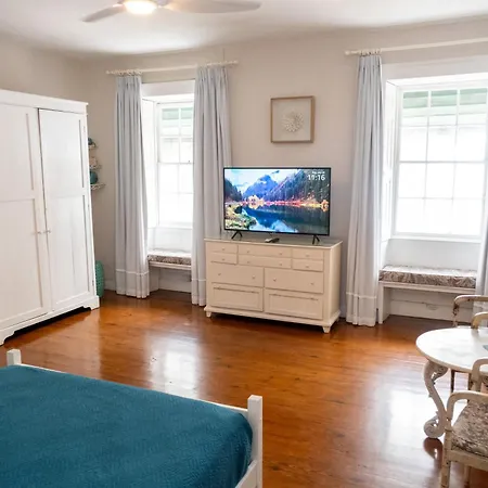 Sweetfield Manor-2
