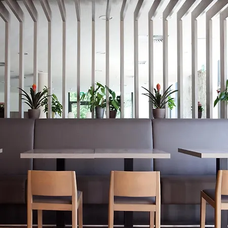 Holiday Inn Express Friedrichshafen By Ihg-2