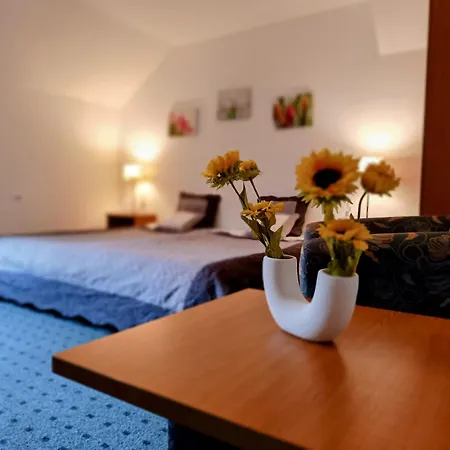 Waldhotel Unterbach-2