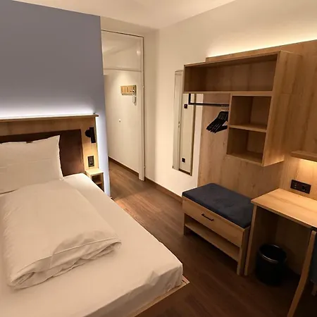 Hotel Antares Muenchen-2