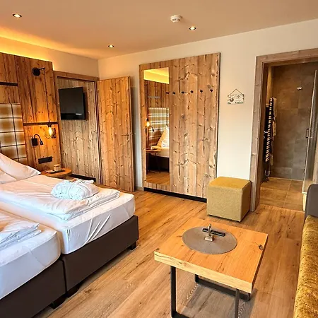 Aparthotel Bergland-3