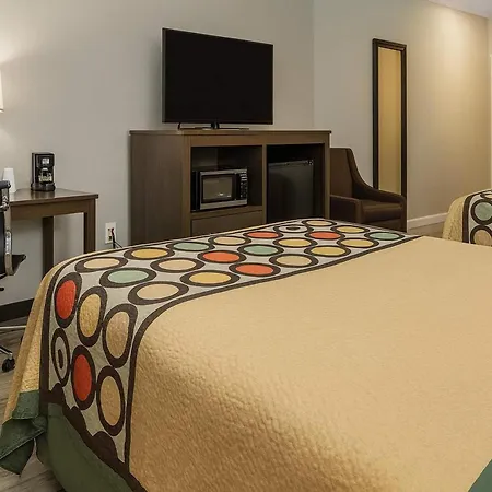 Super 8 By Wyndham Indianapolis South-2