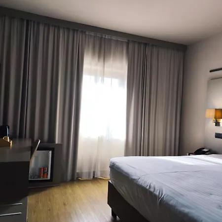 Dc Hotel International-3