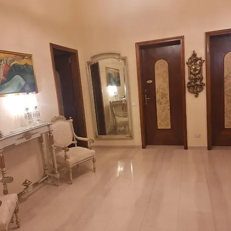 Dimora Charleston Lecce parcheggio privato in loco gratis-3