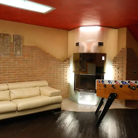 Meteoron Luxury Rooms-2
