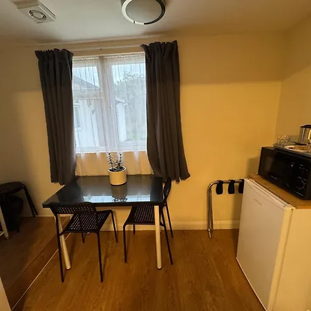 Kensal Lodge 2 Guest House-2