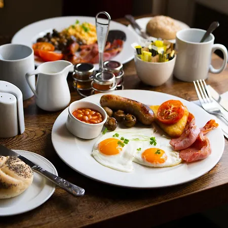 Hitchin Priory Hotel-3