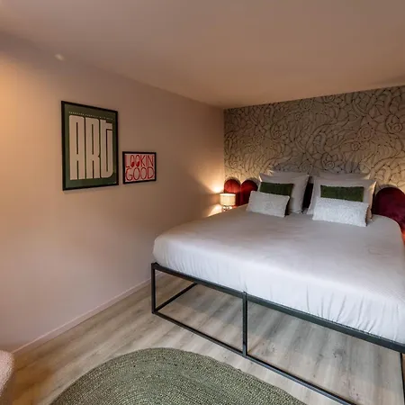 Hotel Riche-2