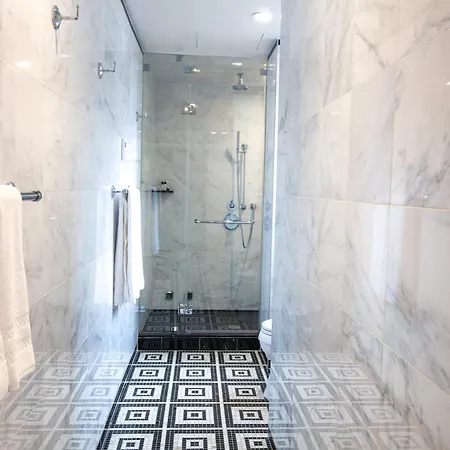 The Iroquois Times Square, A Small Luxury Hotel-2