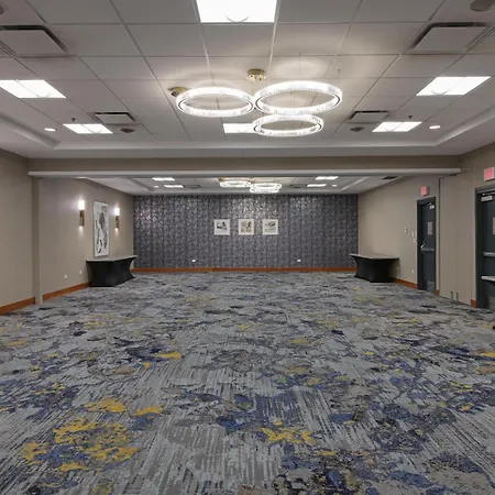 Doubletree By Hilton West Edmonton-3