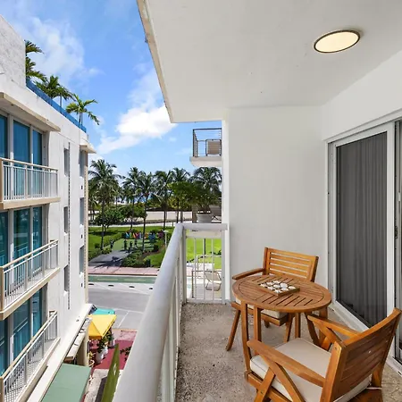 Bentley Hotel South Beach-3