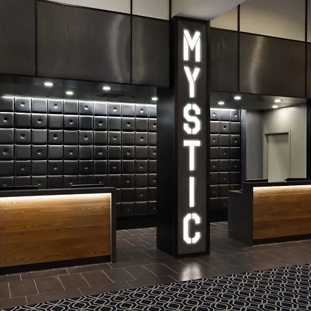 Hilton Mystic-2