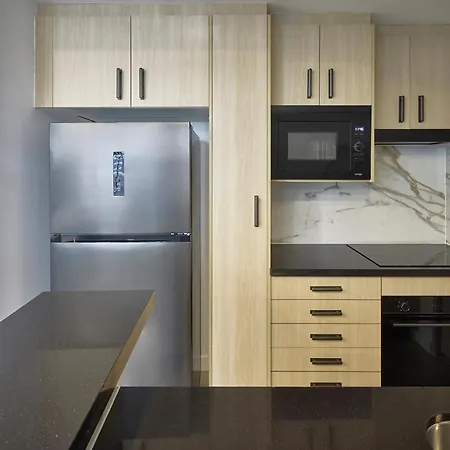 Meriton Suites Pitt Street, Sydney-3