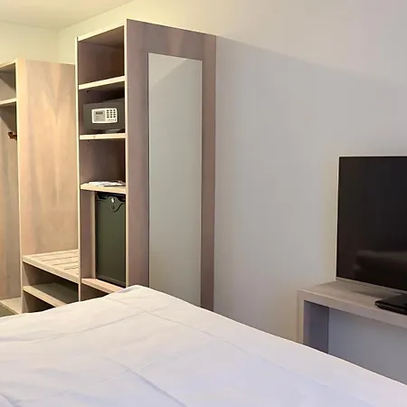 PLATZHIRSCH ZÜRICH - Downtown Boutique Hotel&Sushi Lounge-3