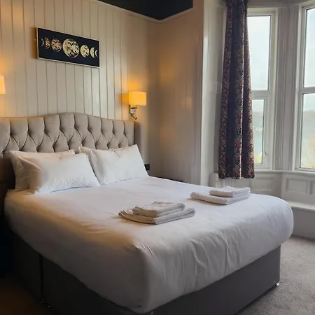Nomi Rooms & Restaurant-3