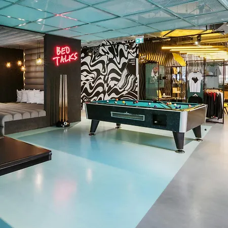 The Social Hub Amsterdam West-3