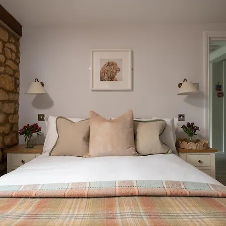 The Lansdowne Boutique Rooms With Breakfast - Adults Only-3