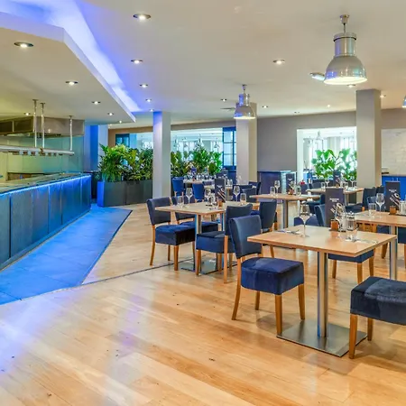 Daresbury Park Hotel-3