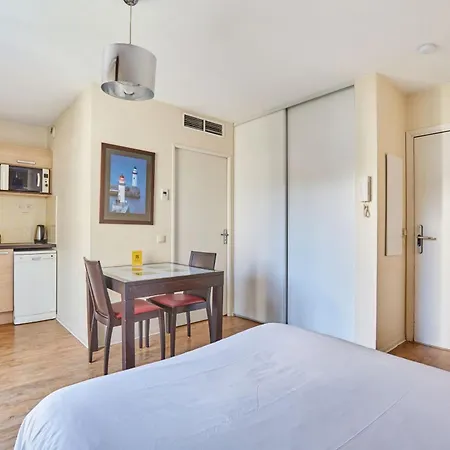 Appart'Hotel Odalys City - Antibes Olympe-3