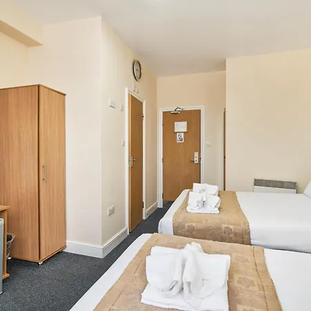 Britannia Inn Hotel-3