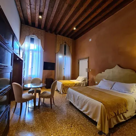 Ca' Cappellis - Luxury B&B And Exclusive Apartments-2