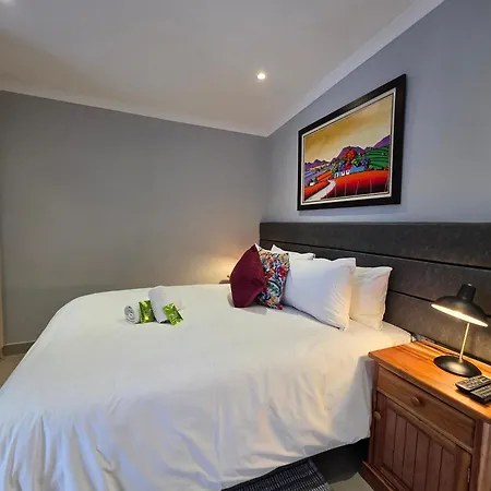 Balmoral Lodge-3