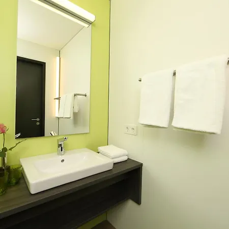Economy-Hotel-3