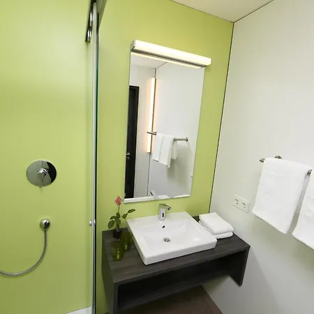 Economy-Hotel-2