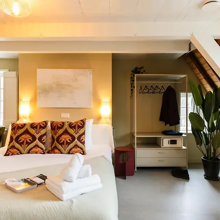 Brass Hotel-3