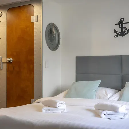 Botel Marina-3