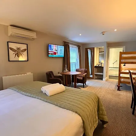 Goswell House Hotel Central Windsor-3