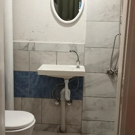 Gafa Garden Hostel & Apartments - Great Location-2