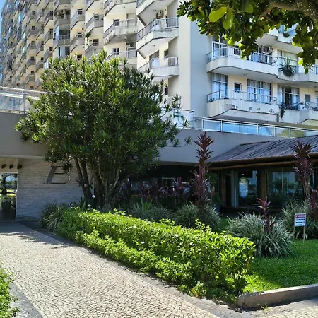 Hospedagem de luxo no Barra Palace - Rio Paraíso-3