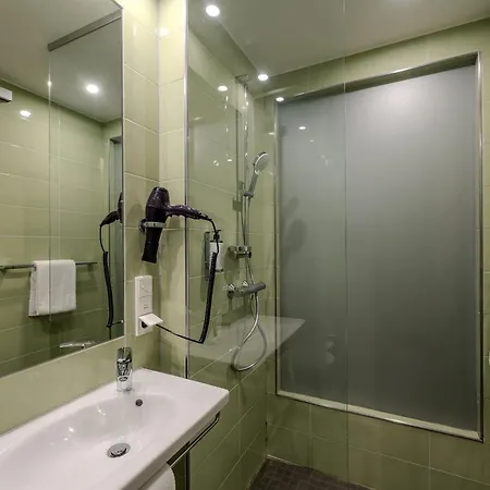 Premier Inn Koblenz City-3
