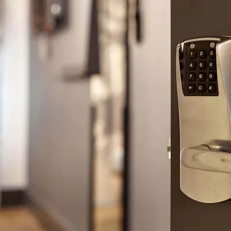 B&B Hotel Nyon-2