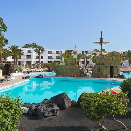 H10 Suites Lanzarote Gardens-2